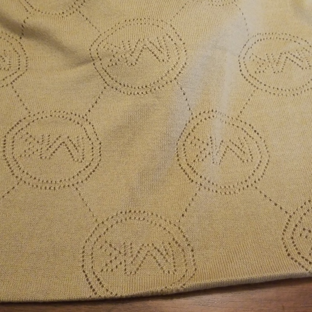 Michael Kors Infinity scarf